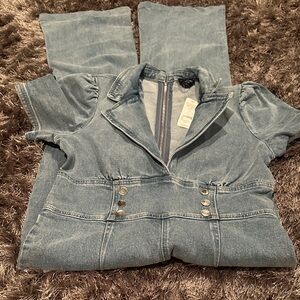 Stylish Denim Jumpsuit baby wide leg, short sleeve collar size 12 nwt 90s vibe